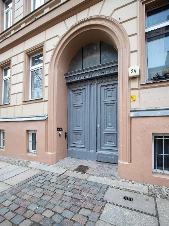 Apartment Berlin Lottumstrasse